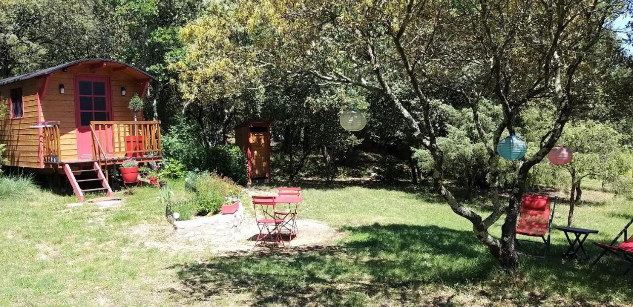 Roulotte Romantique Avec Piscine En Cevennes Monteils (Gard) エクステリア 写真